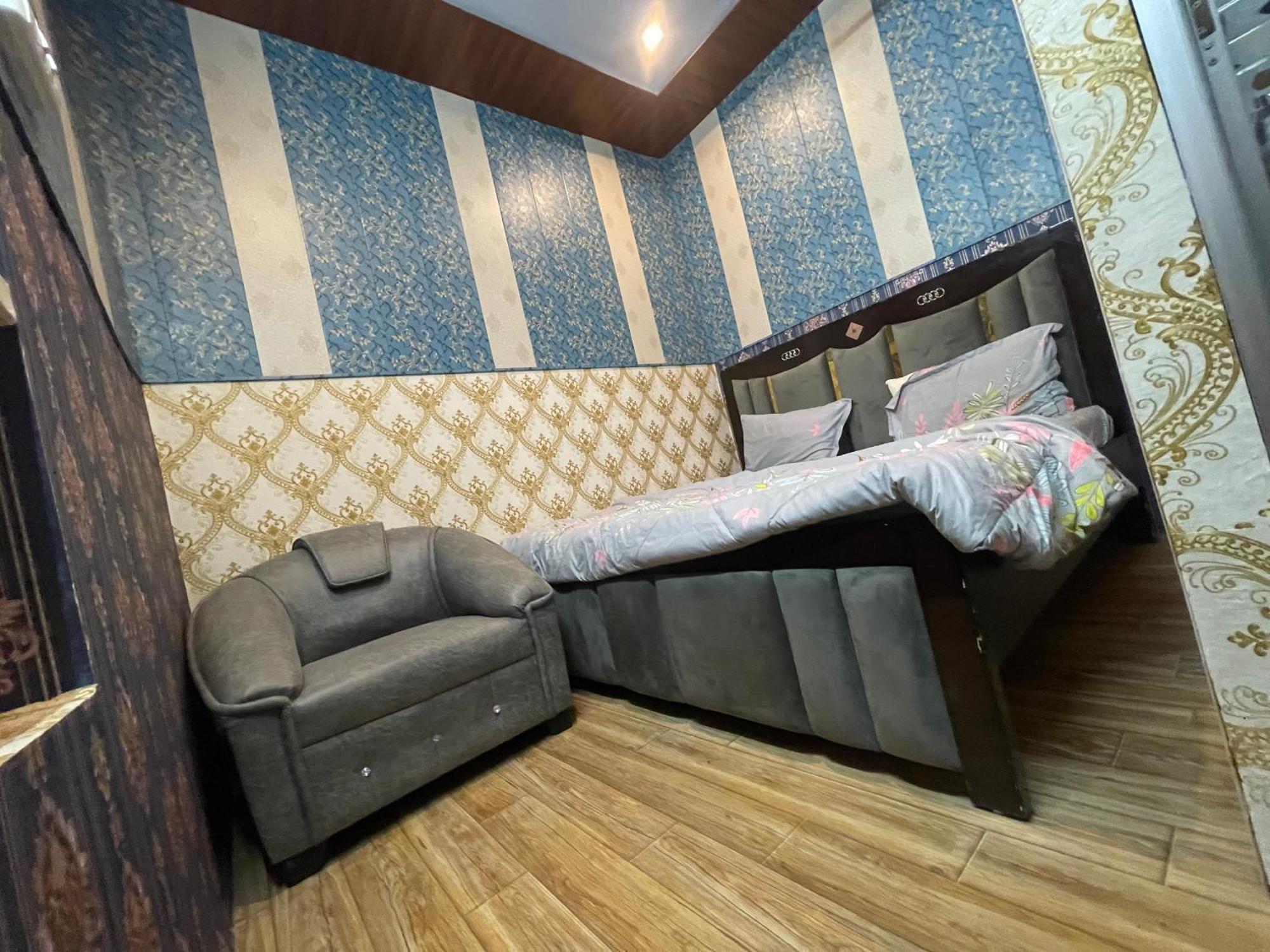 Swastik Home Stay Ravindpuri Varanasi Exteriör bild