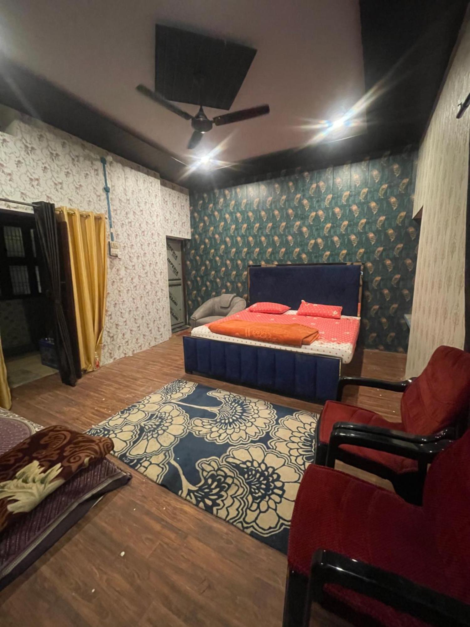 Swastik Home Stay Ravindpuri Varanasi Exteriör bild